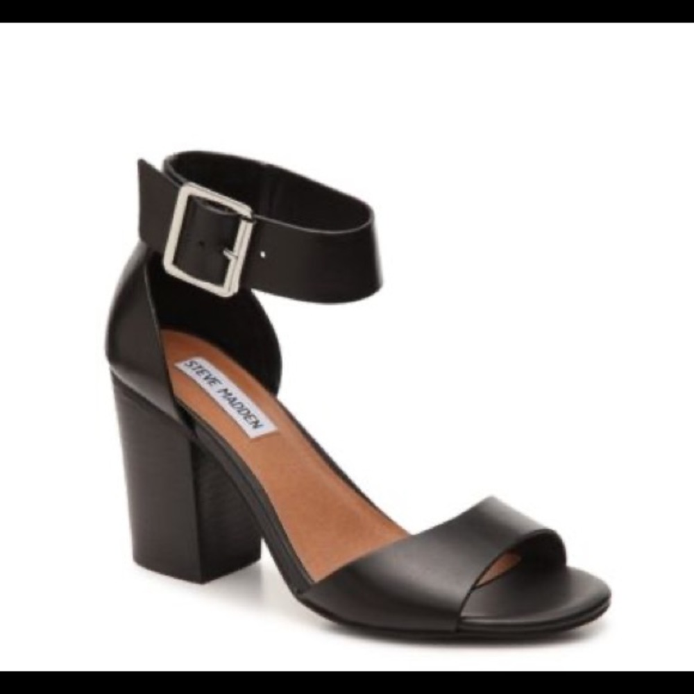 Steve Madden “Estoria” Block Heel sandal, Size 6, Black